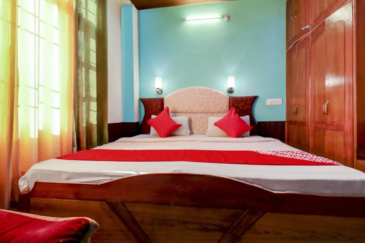 ***  Oyo Hotel C Shimla India